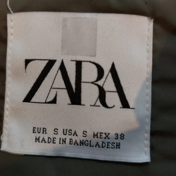 Zara puffy vest size S - Picture 4 of 5